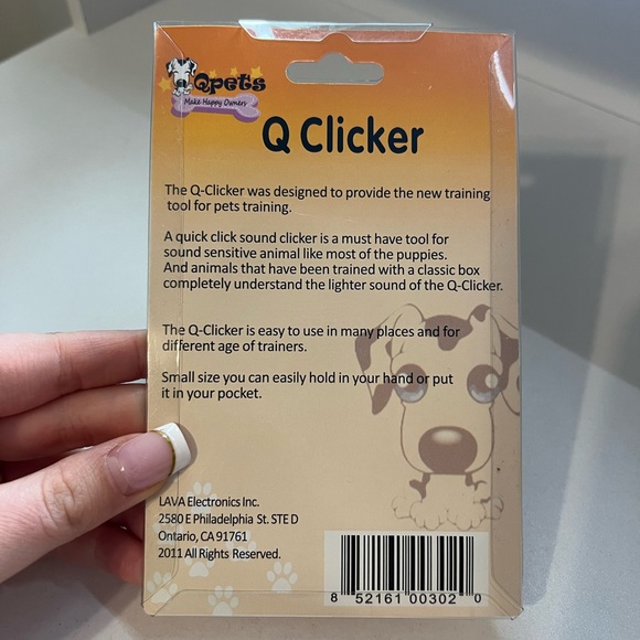 Qpets Red Q Clicker with Yellow Button - Picture 3 of 4